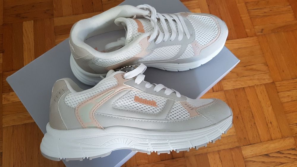 Кроссовки Bench 36р,оригинал.