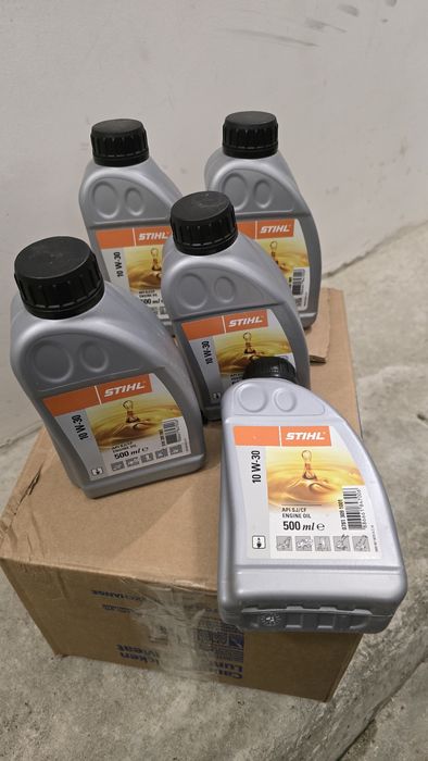 Масло для чотиритактних двигунів Stihl HD 10W-30 500 мл