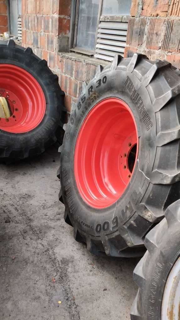 Koła 420/85 r30 520/85r42 16.9 20.8 John Deere seria 6r na 225 cm JD