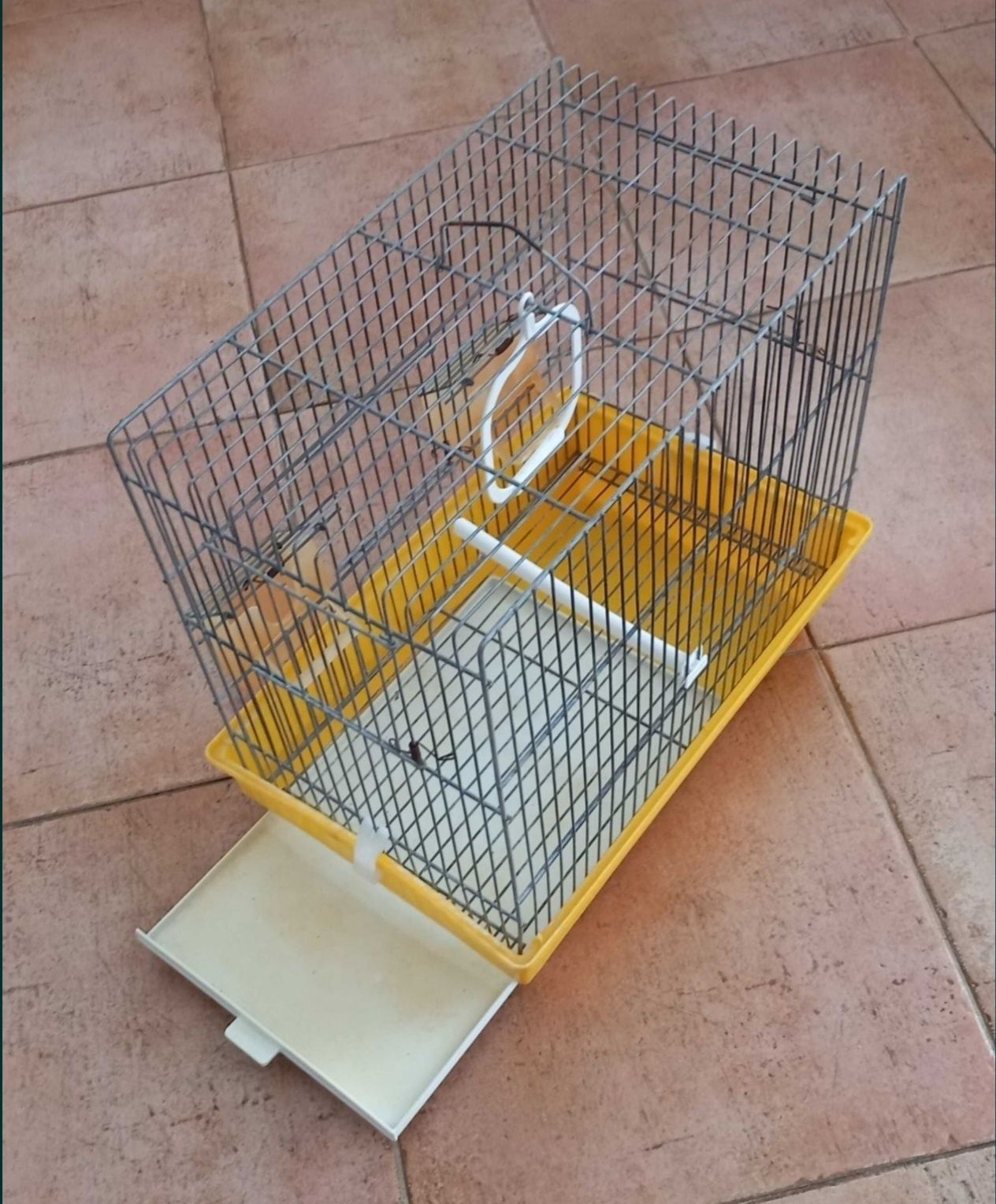 GAIOLA PARA AVES DE PEQUENO E MÉDIO PORTE.Casa,Sala,Cozinha,Varanda.