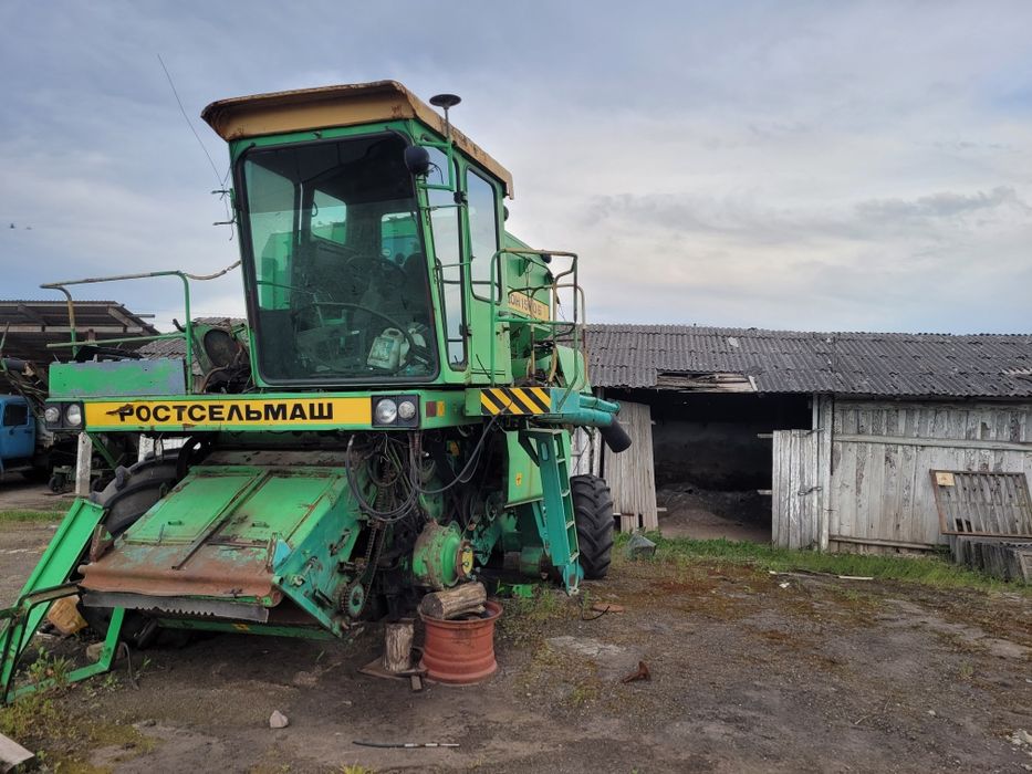 Продам комбайн Дон 1500 Б