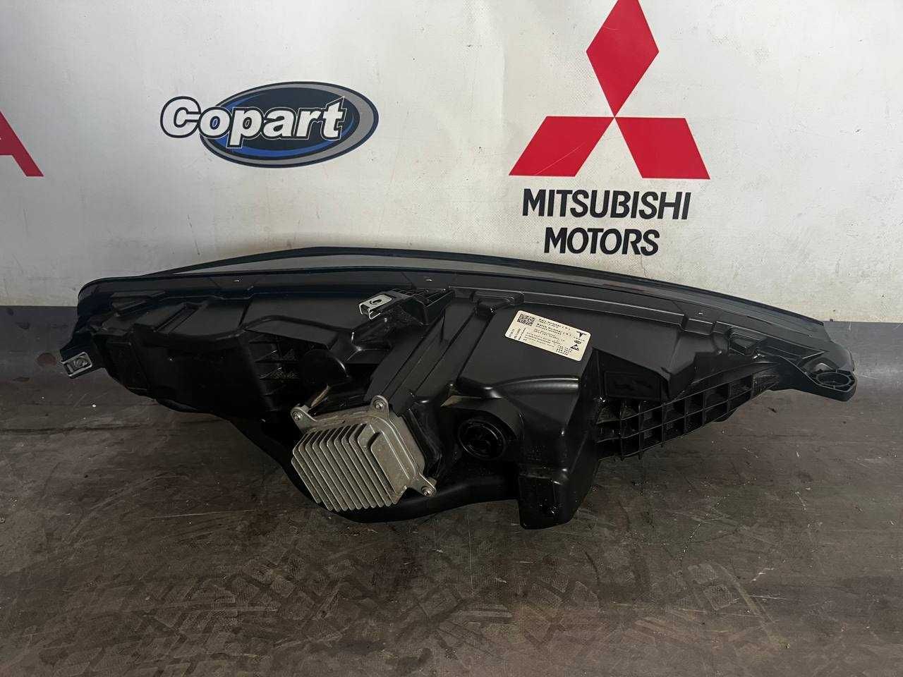 Фара ліва Tesla Model S Plaid 1563713-00-D 2020-2024
