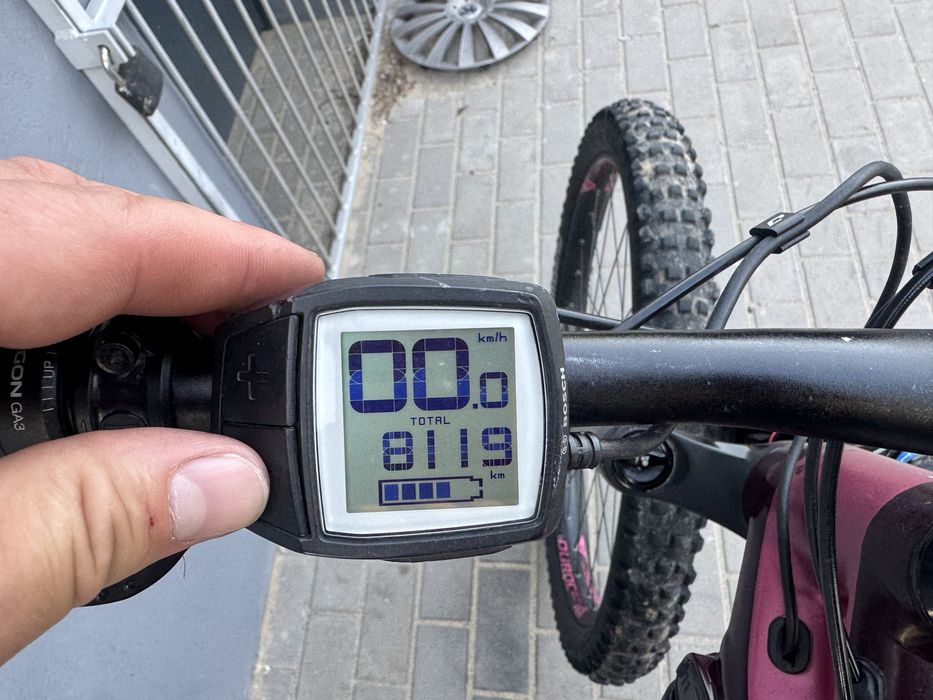 Rower Elektryczny Flyer Górski 27,5 Bosch Cx