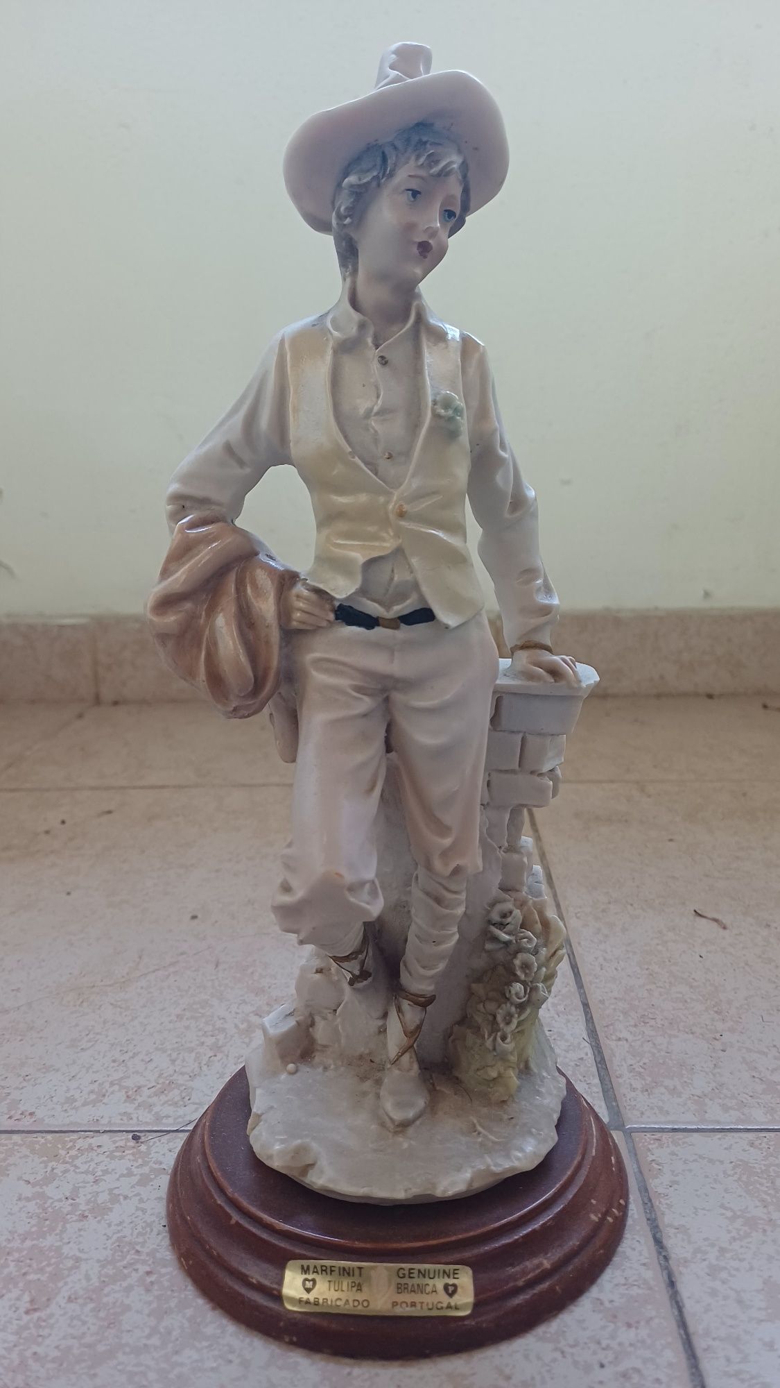 Vendo estatueta em Marfinite Génuine- Túlipa branca