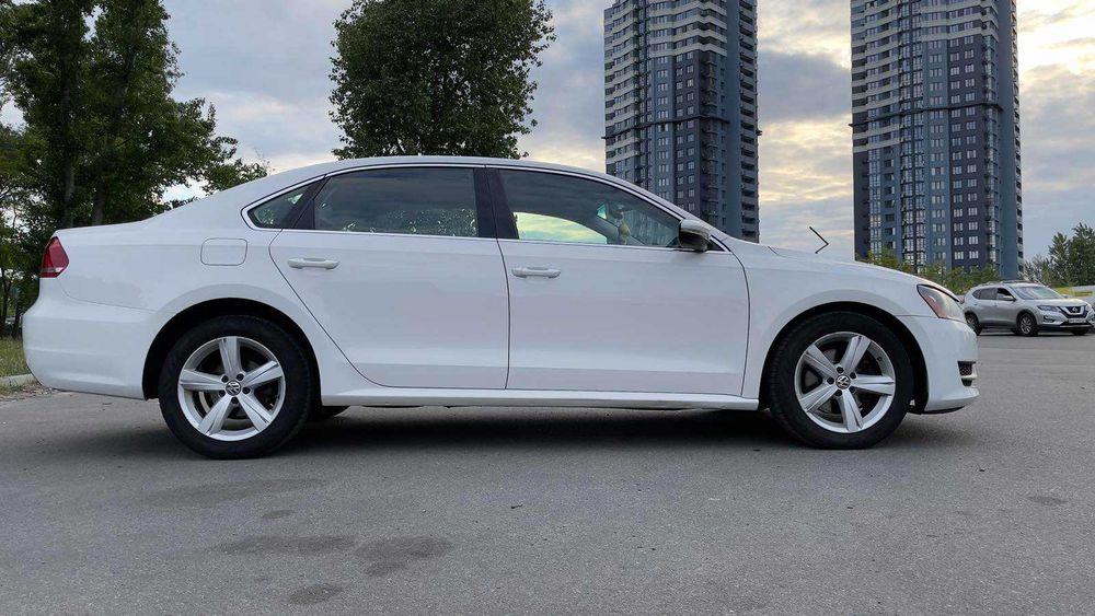 Volkswagen Passat NMS 2012. 2.5 бензин/газ