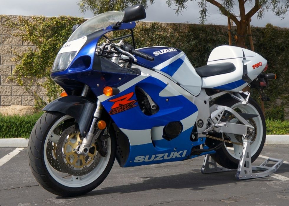 Suzuki Gsxr - 750 Oportunidade