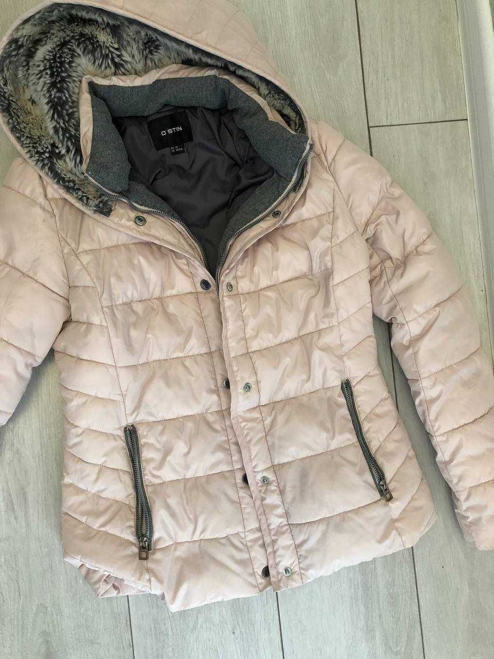 Зимова коротка куртка OSTIN