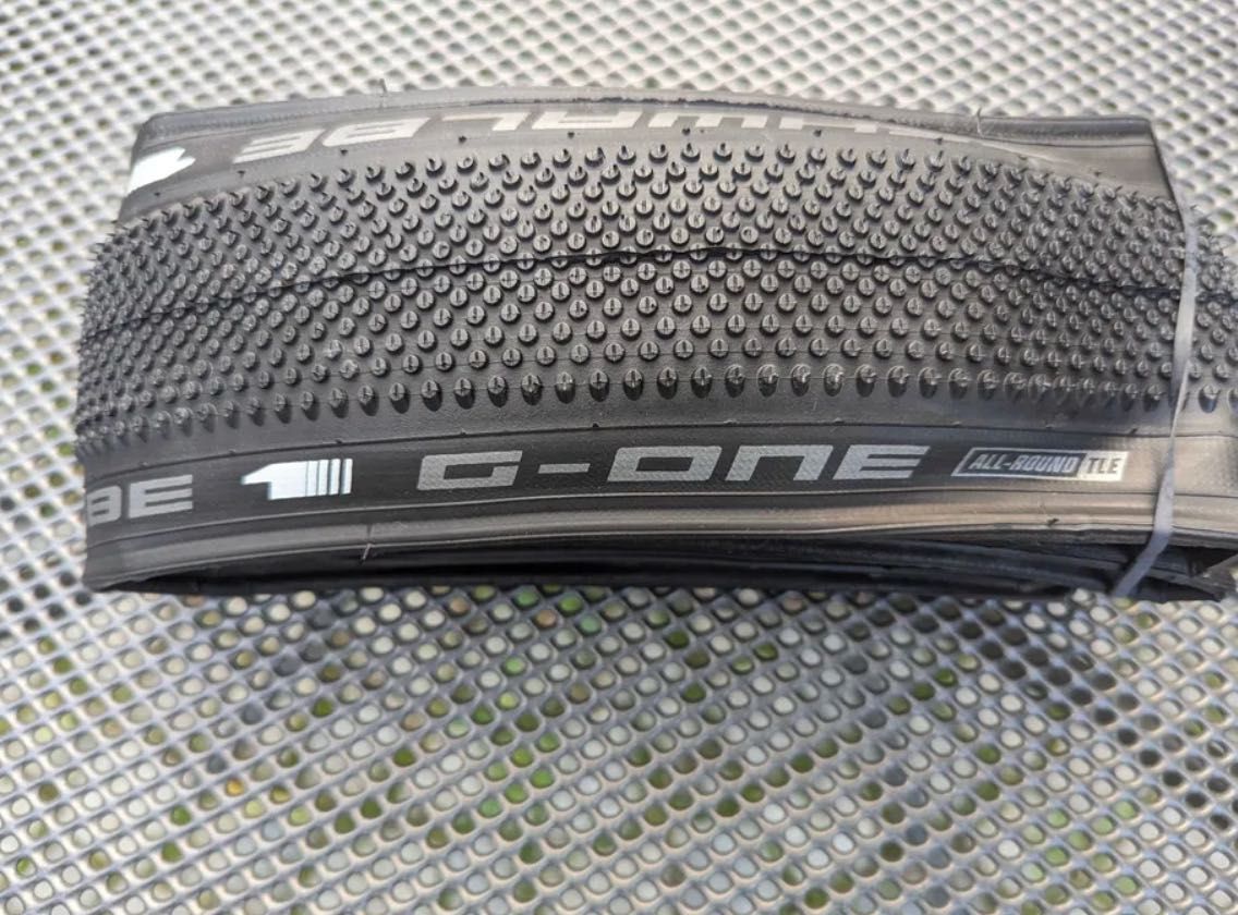 Komplet opon Schwalbe G-One All-Round TLE (28x1,5) 40-622, gravel