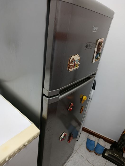 Frigorífico Becken em bom estado