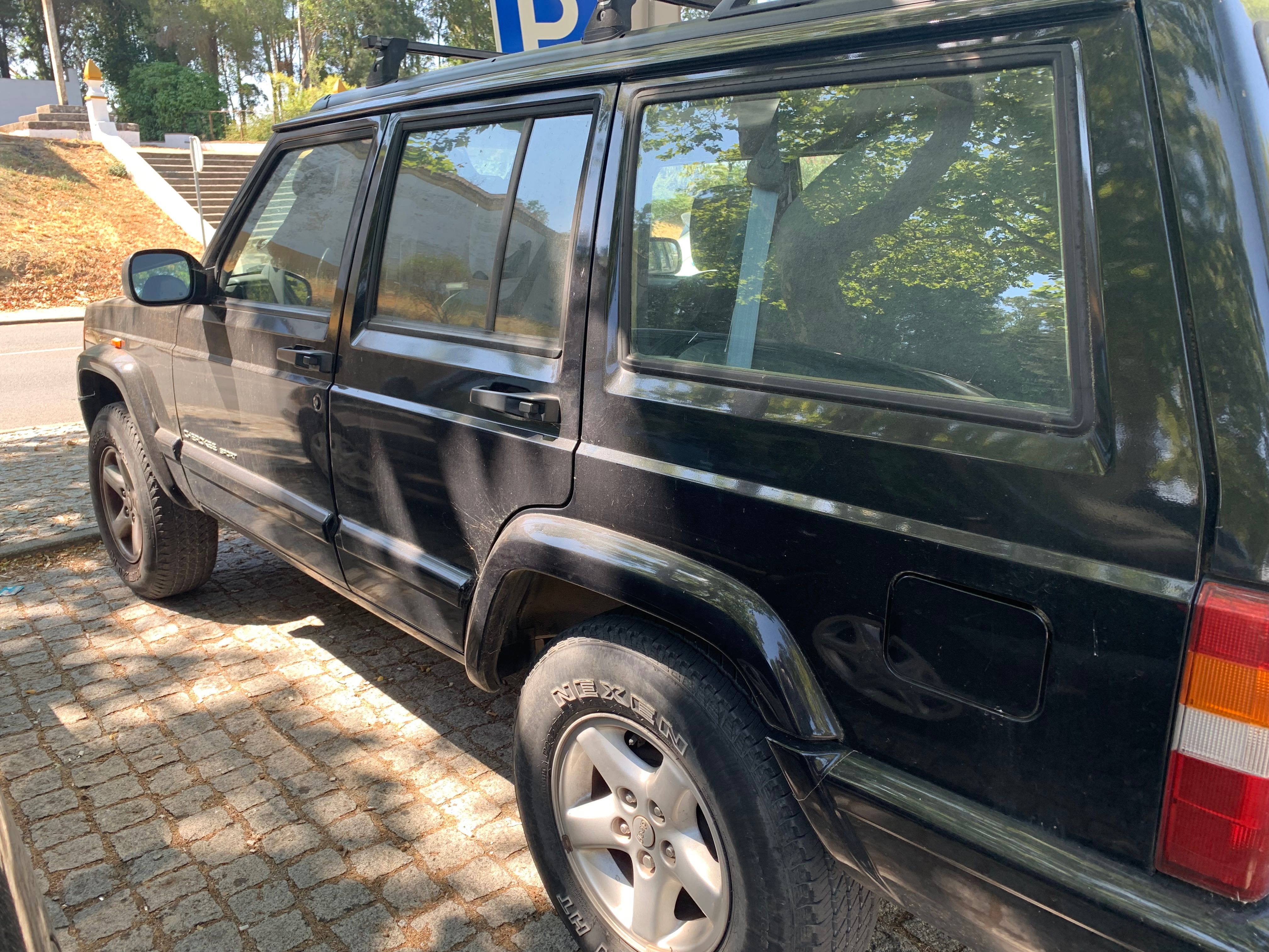 Jeep Cherokee 2.5 TD