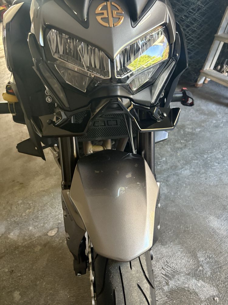 kawasaki Z900 ano 2023