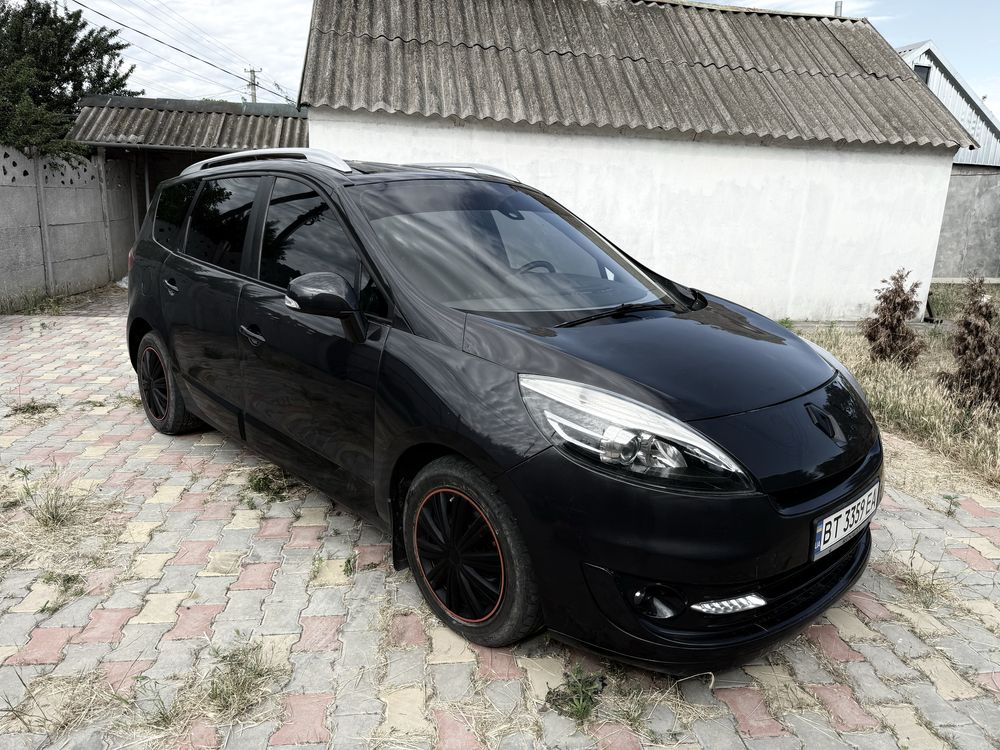 Renault , Рено Гранд Сценик Рестайлинг 2013 1.5 дизель