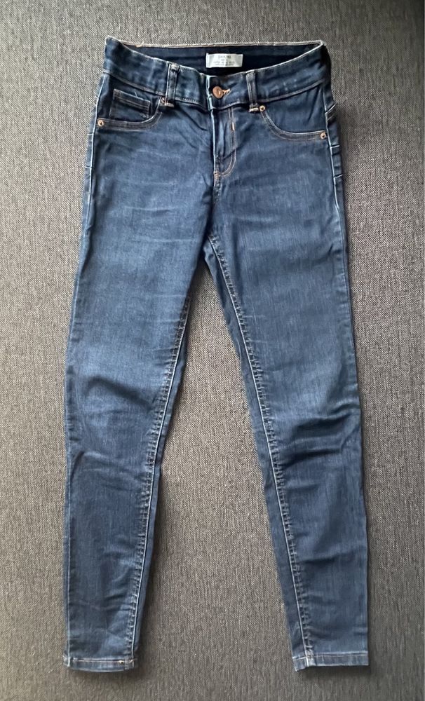 Spodnie jeansowe Bershka r. 36