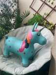 Saltador unicornio