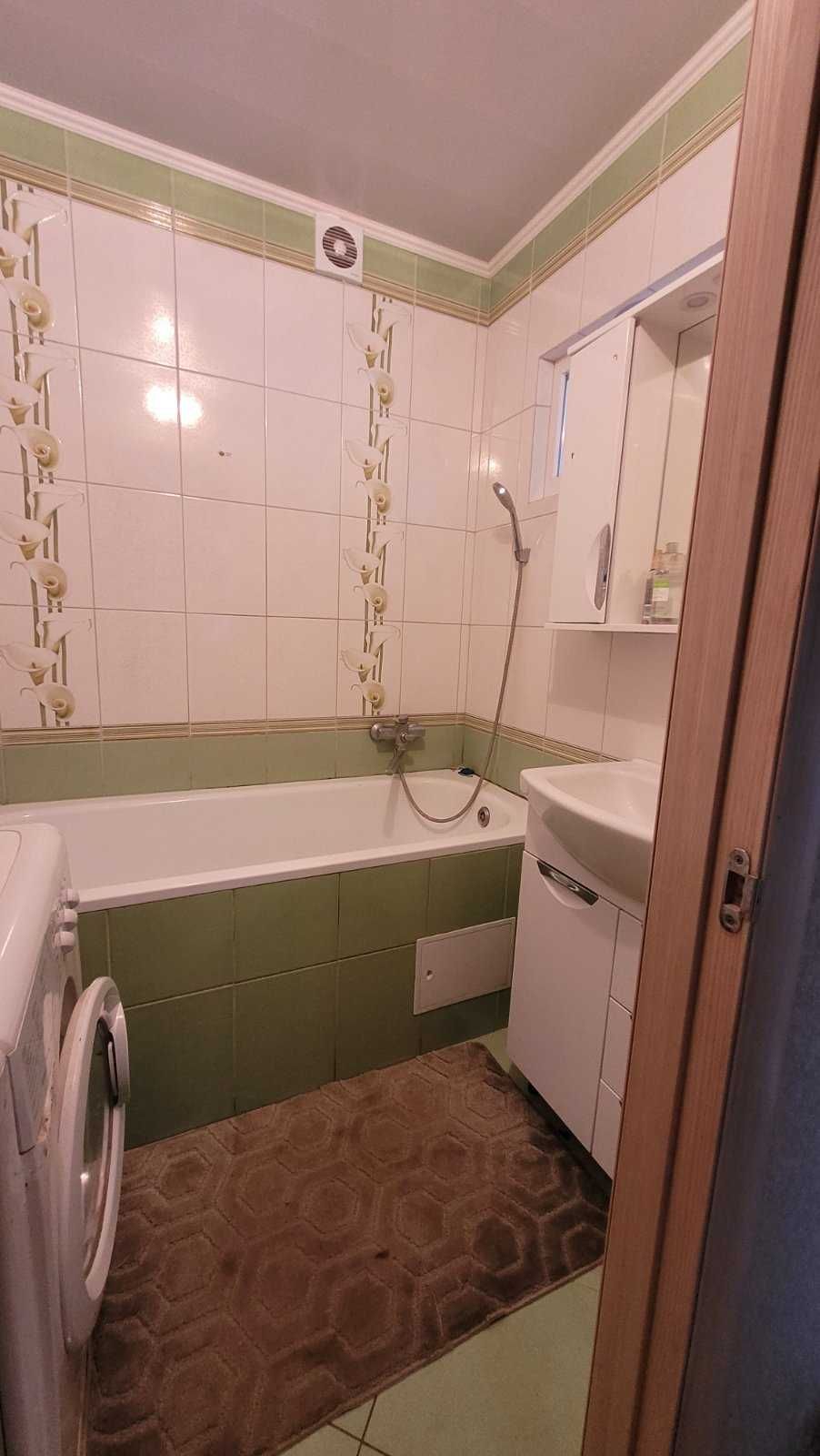 2КІМ КВАРТИРА з автономним опаленням та гаражем