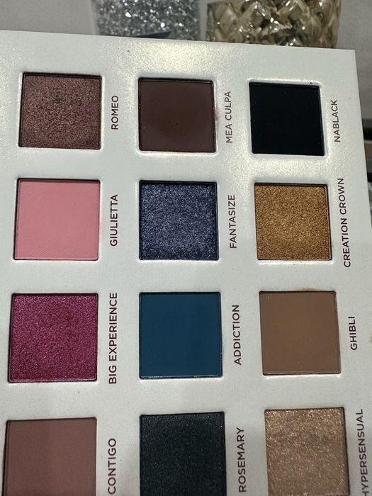 Nabla Secret Palette - paleta cieni