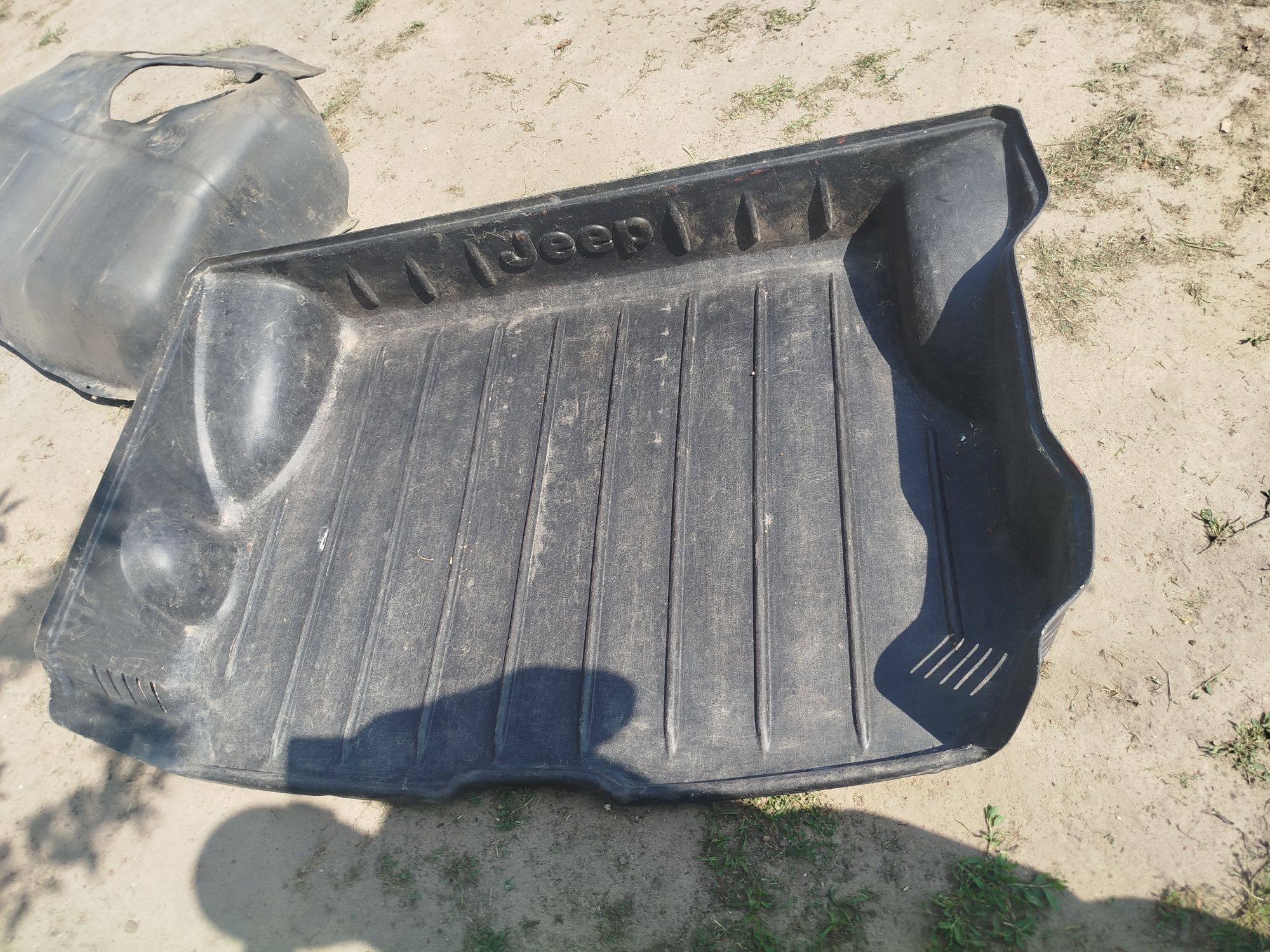 Продам колесо в зборі на Jeep Cherokee