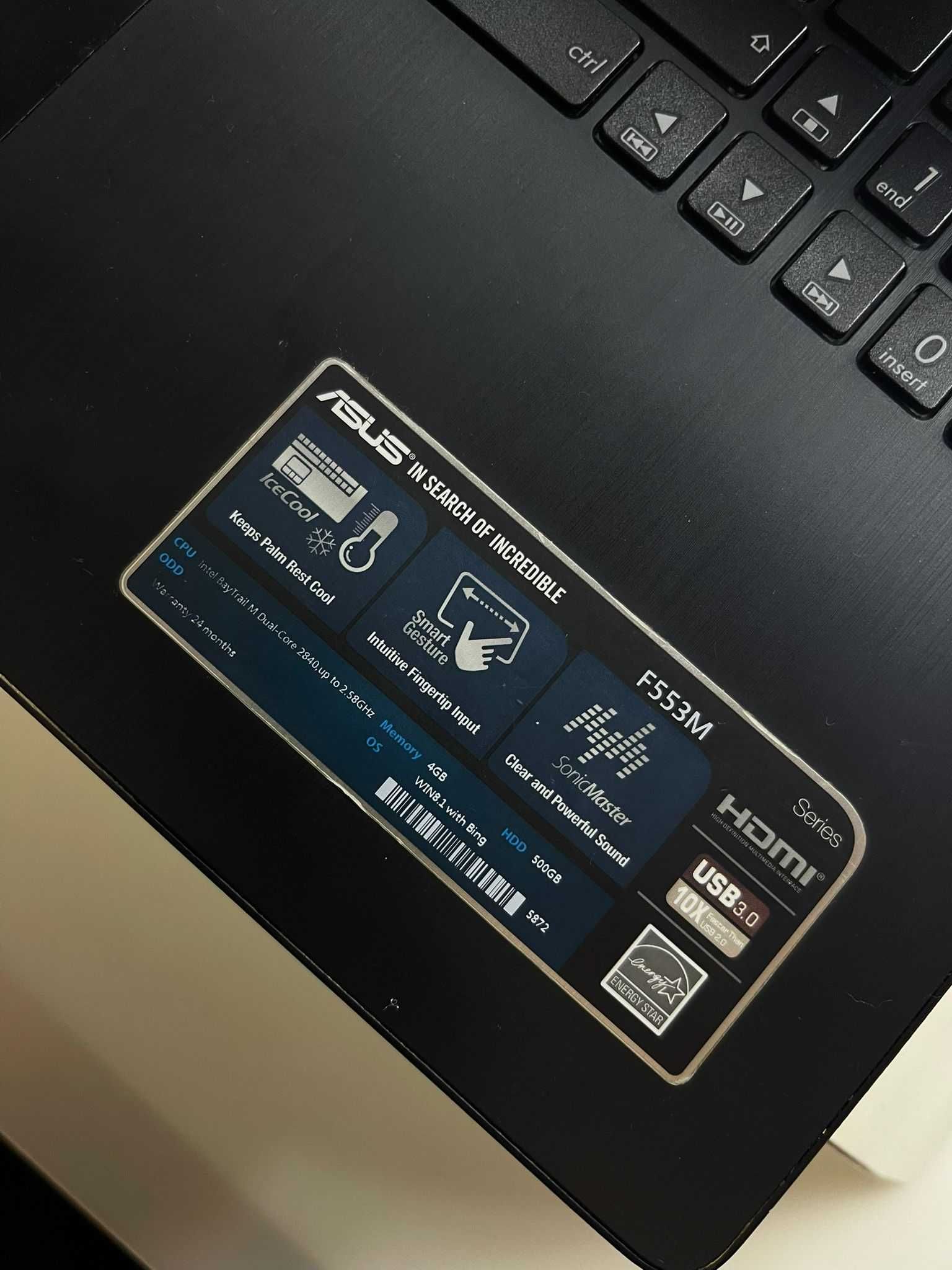 ASUS Laptop / Portátil com 4GB RAM e 500GB HDD (Com Marcas de Uso)