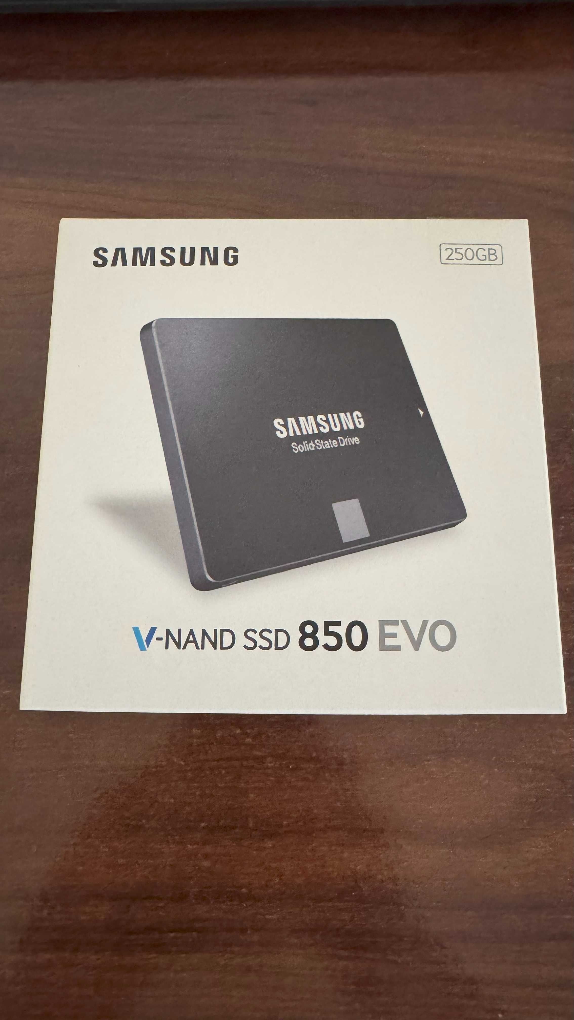 Disco SSD Interno SAMSUNG 250GB 860 EVO 250 GB
