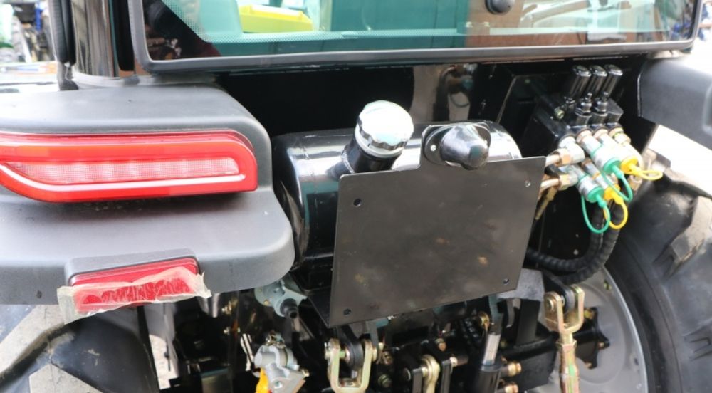 Мінітрактор ДМТЗ 404 Кондиціонер Компресор Примусова  РЕВЕРС КРЮКИ