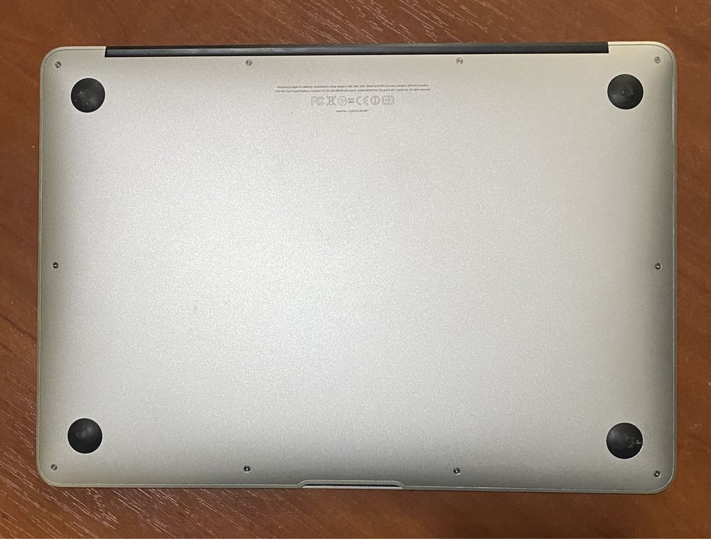 MacBook AIR A1369 13.3"/4GB RAM/120GB SSD! I-5CPU! N1282