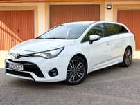 Toyota Avensis II LIFT / 1.8 Valvematic / Bi-LED / Bogate wyposażenie