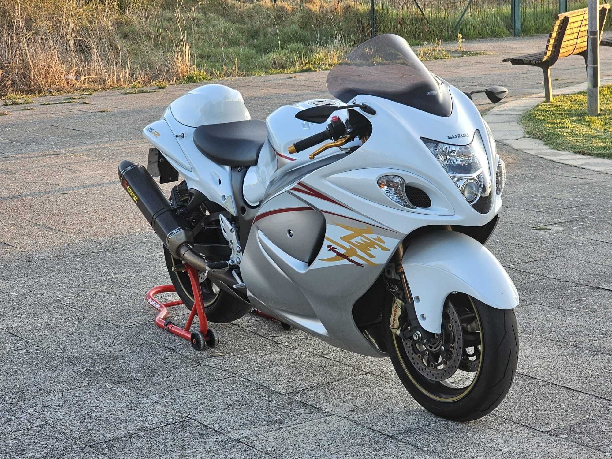 Suzuki Hayabusa como nova