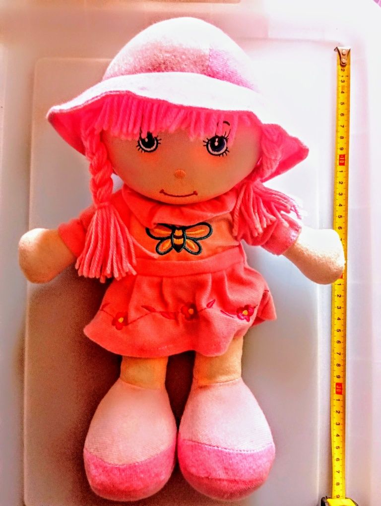 Peluches Todos 10€.