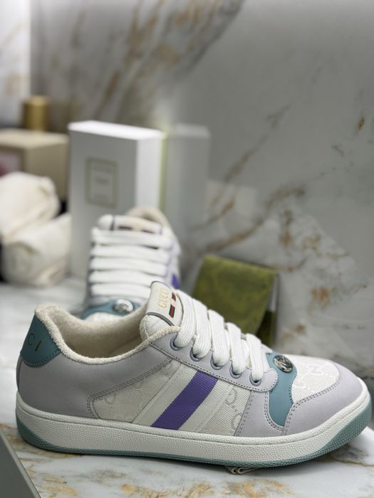 Нові кросівки Gucci