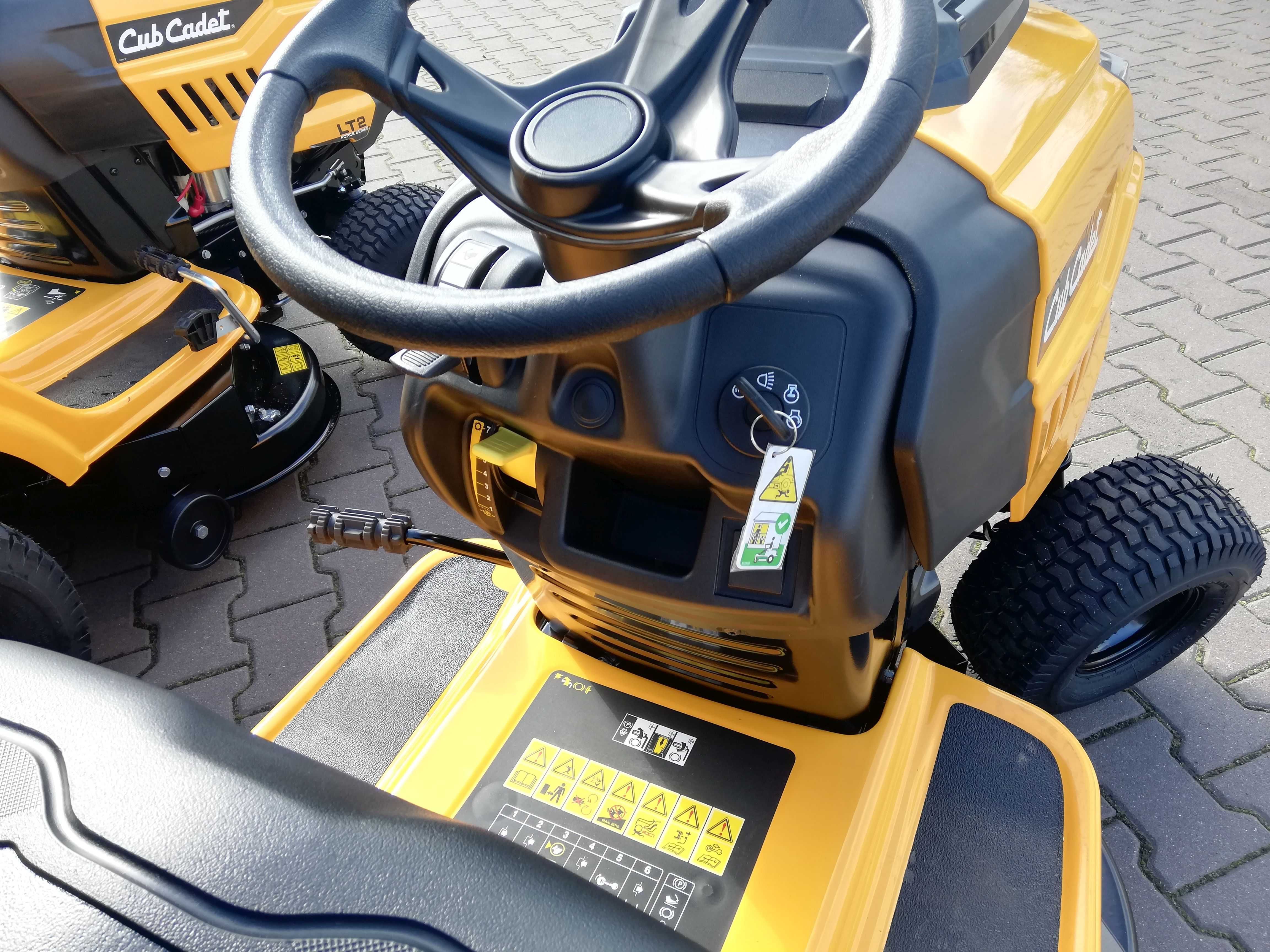 MiniTraktorek kosiarka Cub Cadet LT1 NR92 z koszem + koszenie do tyłu