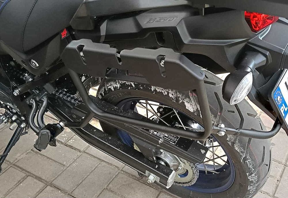 Suzuki 650 / 1000 Vstorm Kufry Expedition Cases DODATKI !