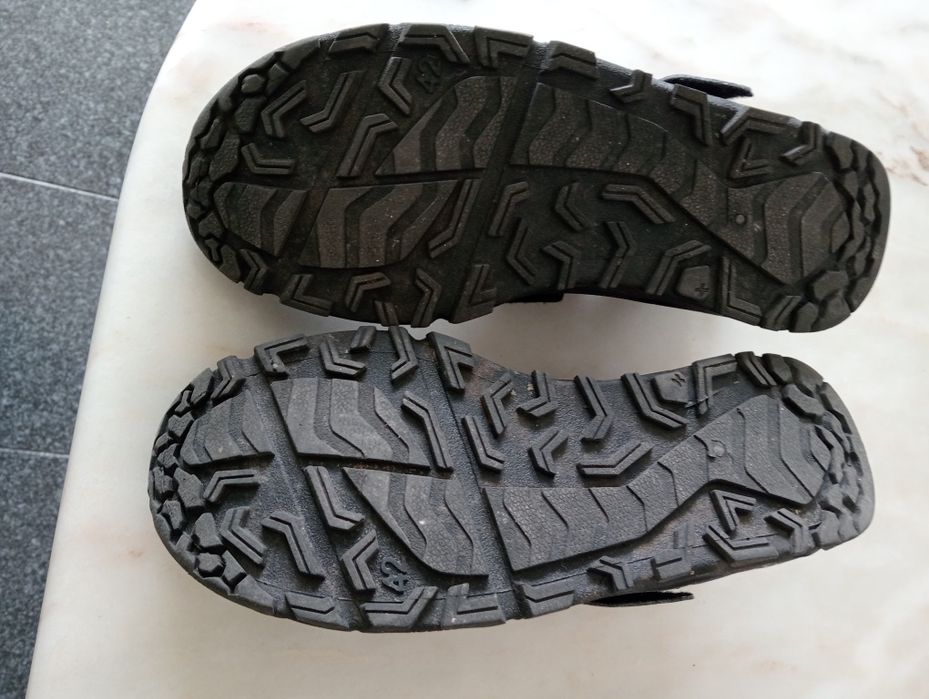 Tênis com proteção em neoprene nº 41/42