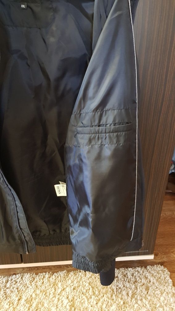 Hugo Boss ветровка