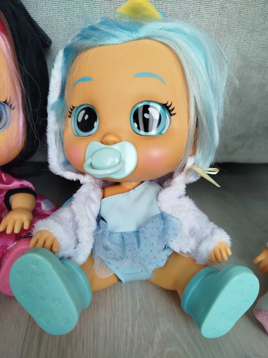 Cry babies como novos