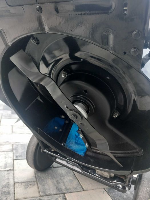 Kosiarka spalinowa z napędem Macallister silnik B&S 550 E