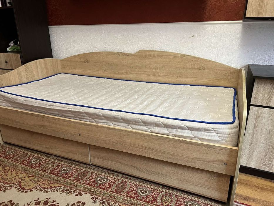 Дитяча спальня комплект меблів