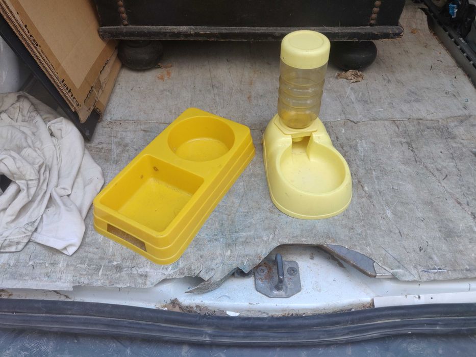 bebedor e comedor para animais