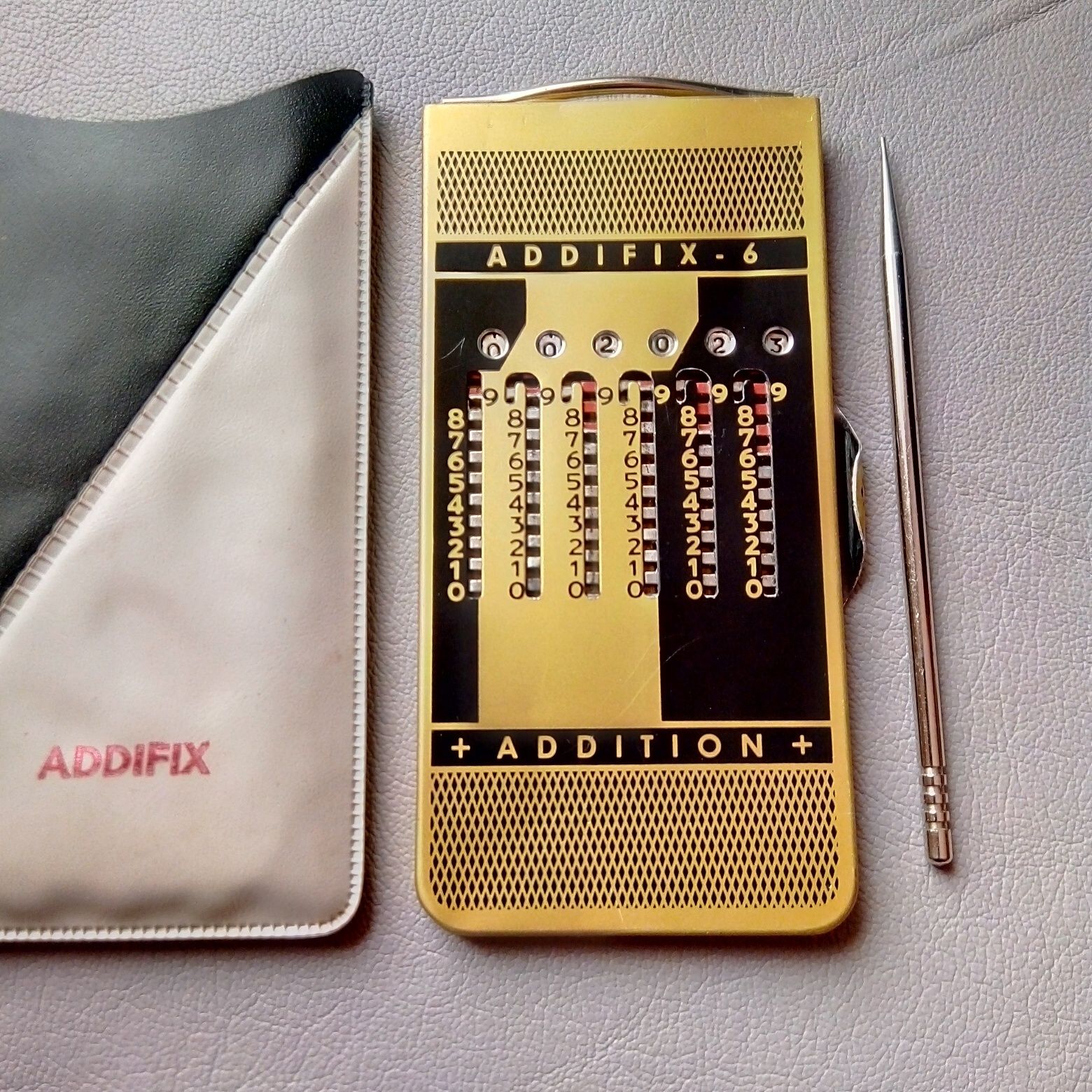 ADDIFIX-6, calculadora mecânica, vintage