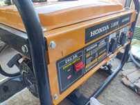 Генератор 220v, 2,8kv, 3,3kv, 3,5kw.