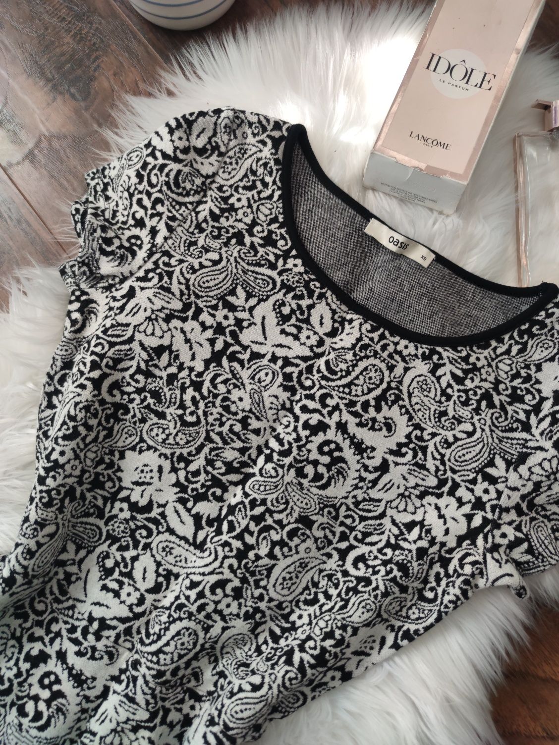Sukienka Oasis Sukienka  materiał wzorek Bohemian
Rozmiar XS