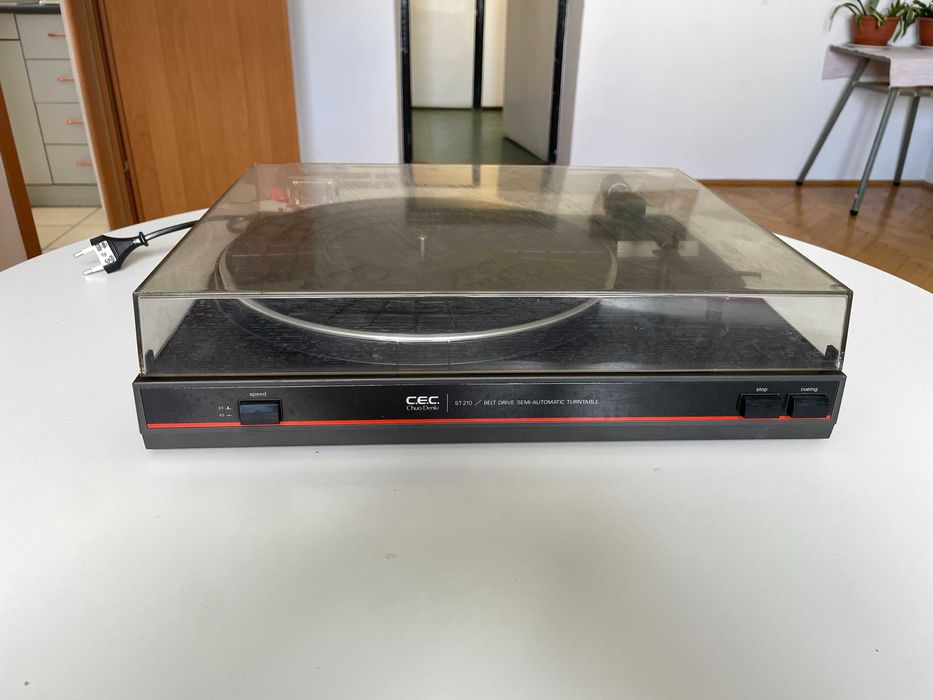 Zestaw uszkodzonych gramofonów Philips, CEC, Pioneer, Dual, Telefunken