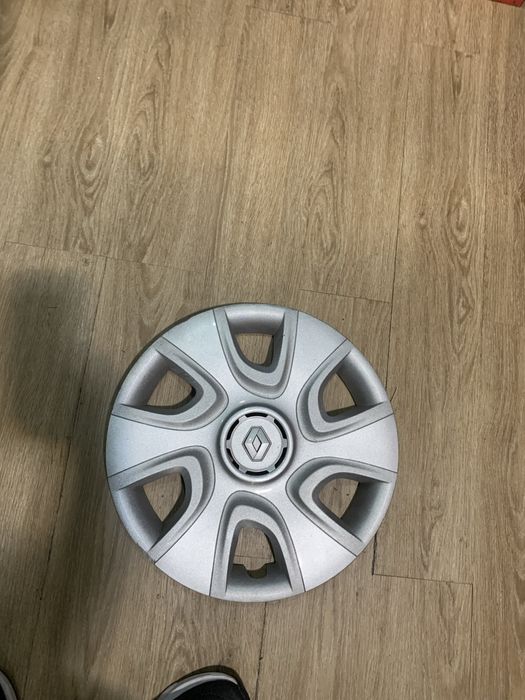 Tampao renalt aro 15