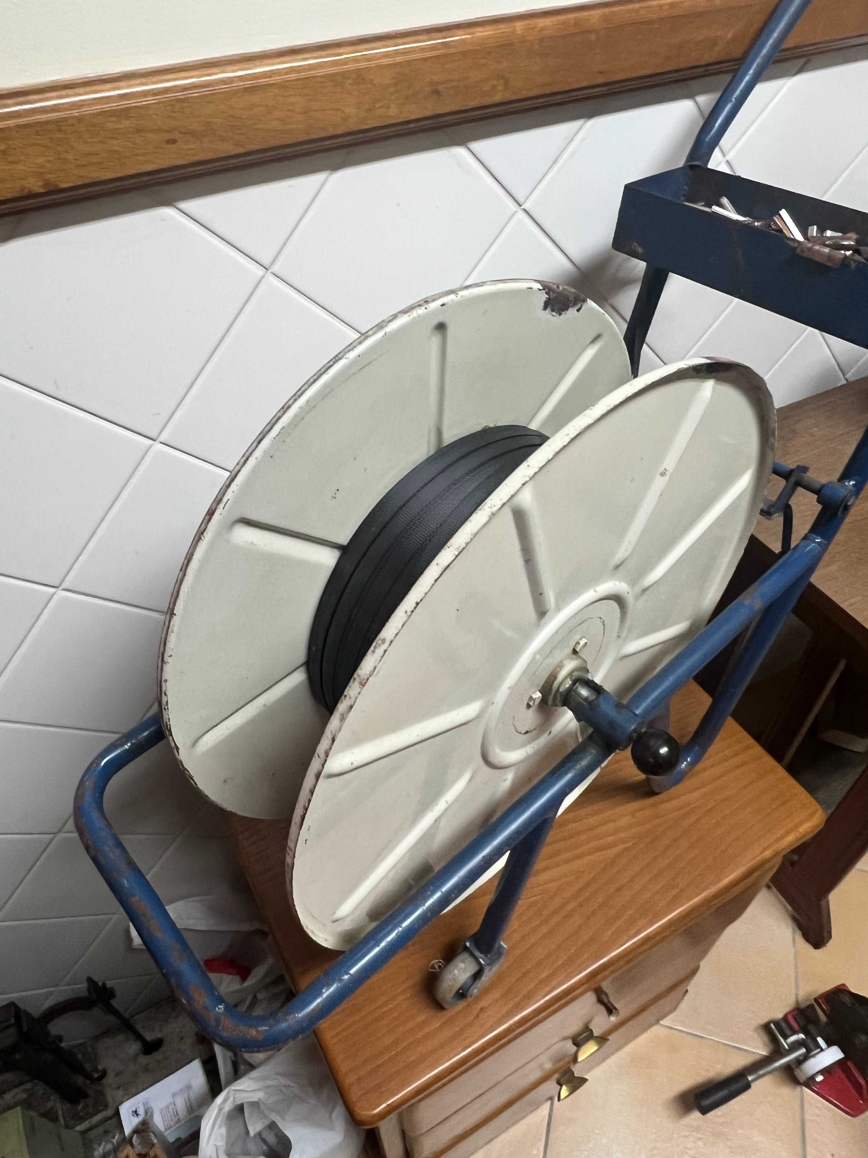 Combinado manual esticador–engastador – fitas de polipropileno - Usado