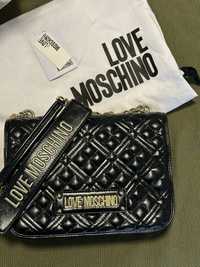 Love Moschino logo-plaque quilted shoulder bag