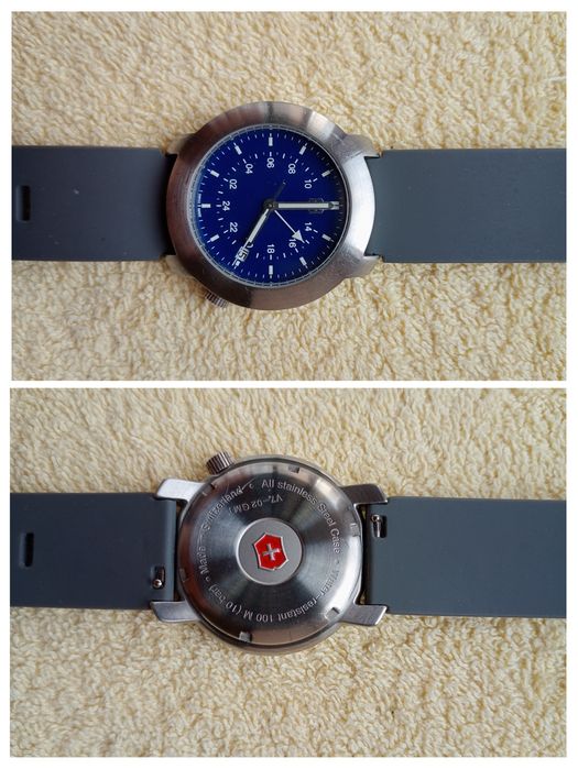 Часы  Victorinox