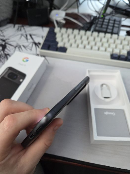 Google pixel 8 Идеальное состояние | Менялся экран | 2 чехла в подарок