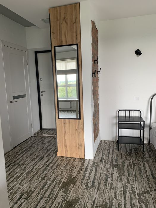 Затишна квартира з гарним виглядом на озеро