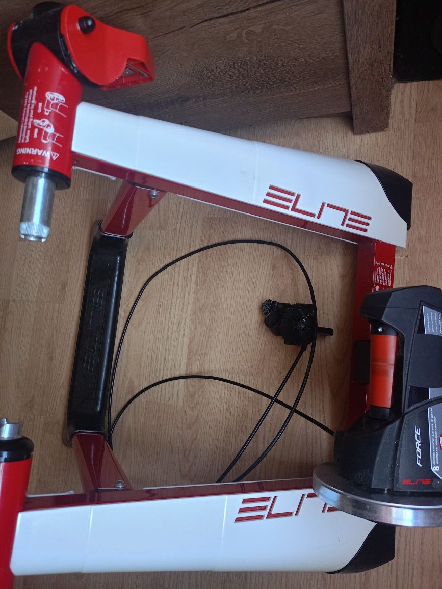 Trenażer rowerowy Elite