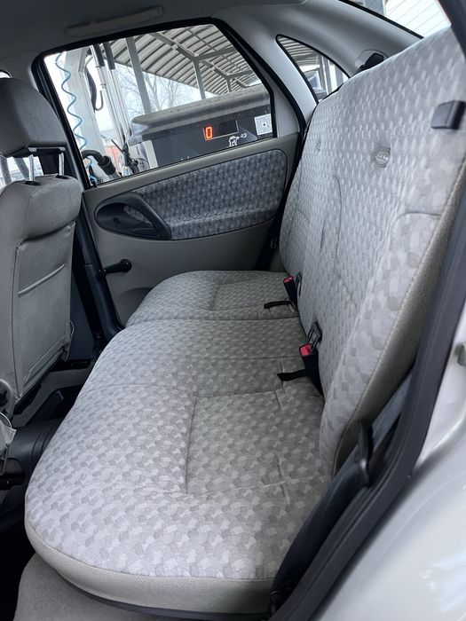 В продажа новая лада калина 185 километров пробега