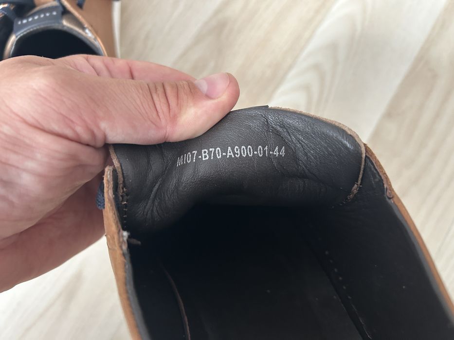 Buty skorzane trampki Lasocki rozmiar 44